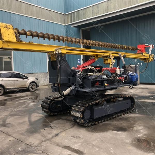 履帶光伏鉆孔機，光伏螺旋鉆孔機報價
